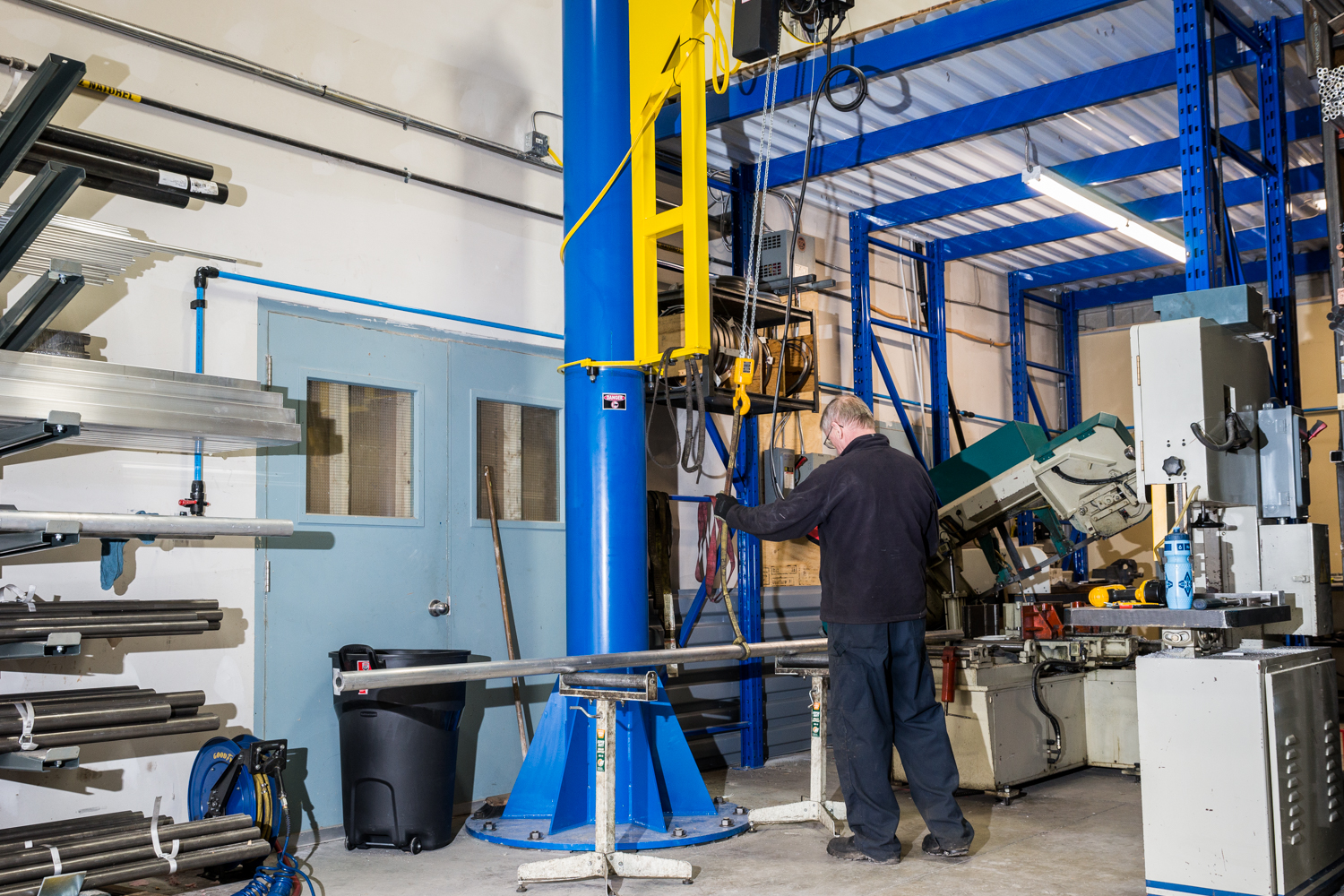 a new jib crane leads to savings for this machining workshop